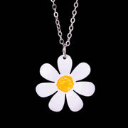 handmade daisy necklace